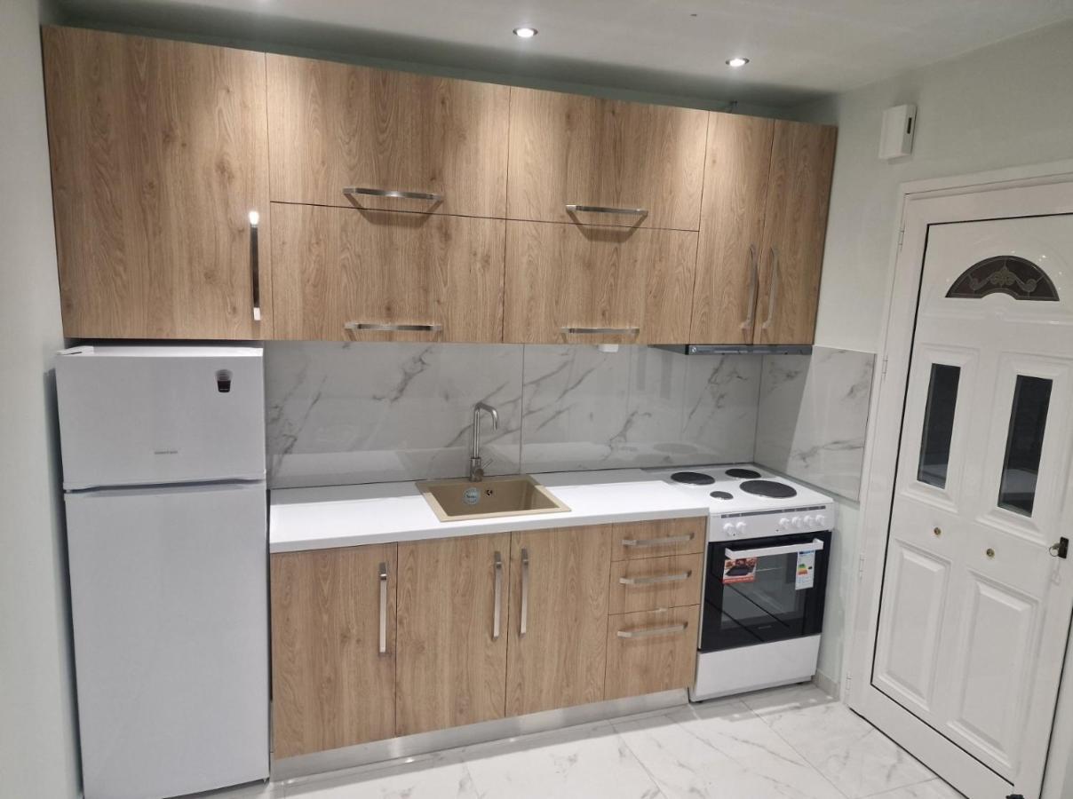 Axas Apartments Michaniona Kültér fotó
